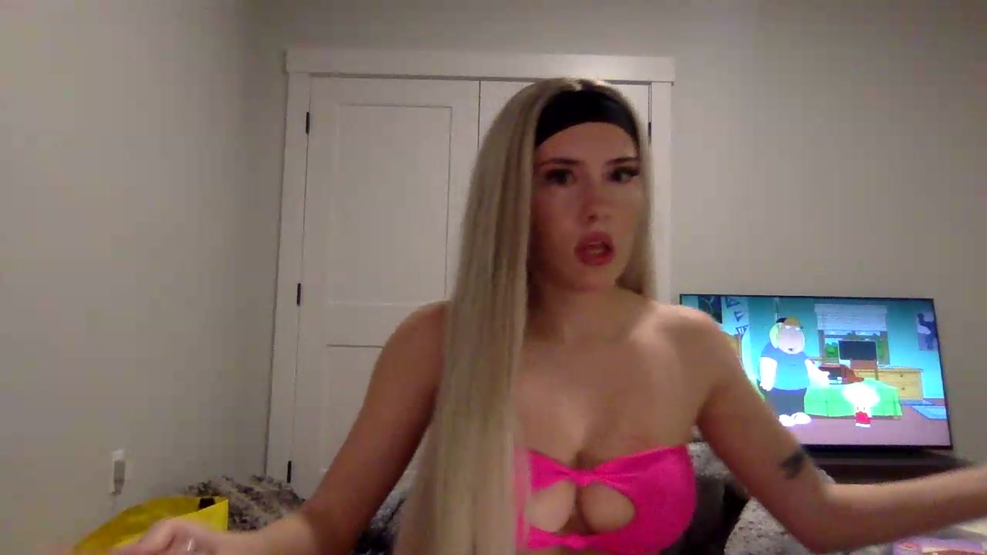 Gallery image thumbnail from Audreylane07's myfreecams stream on, 08/09/2026, 02:25 image 11 of 20