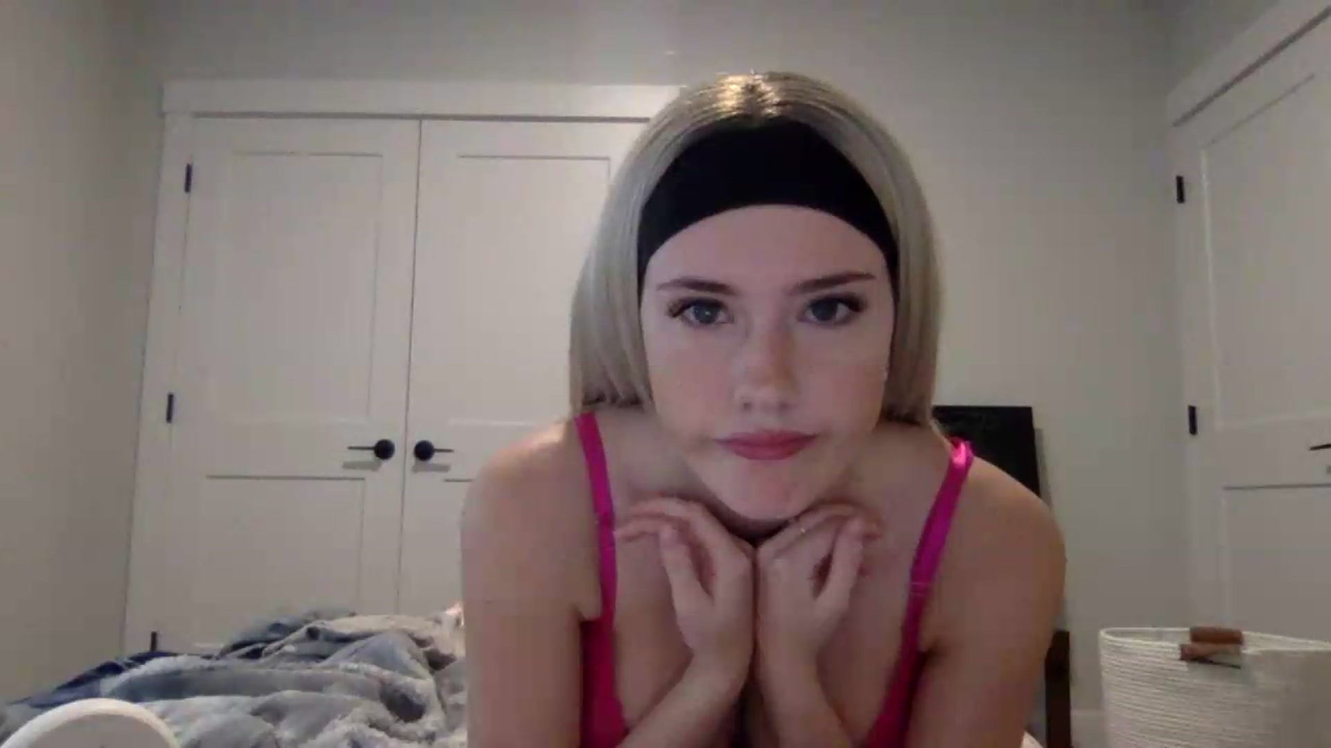 Gallery image thumbnail from Audreylane07's myfreecams stream on, 08/19/2026, 16:39 image 7 of 20