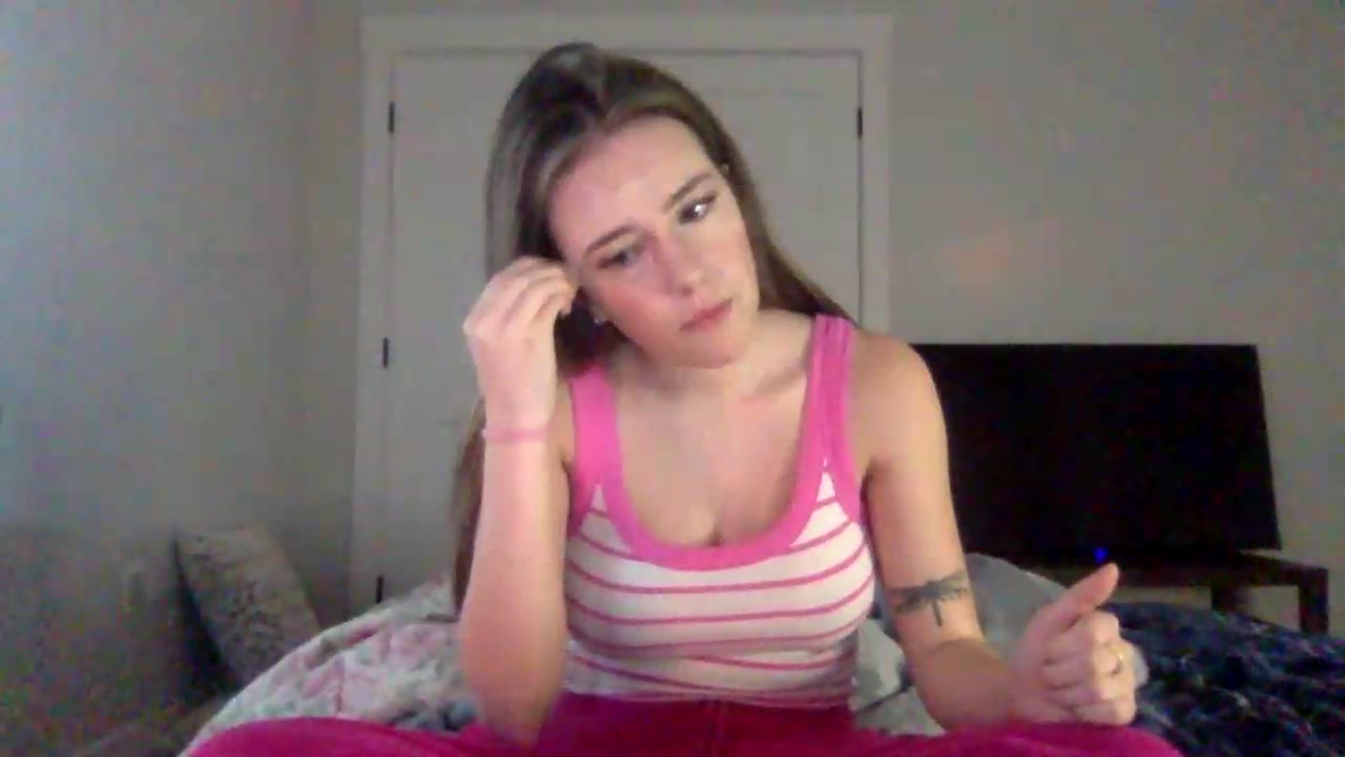 Gallery image thumbnail from Audreylane07's myfreecams stream on, 08/21/2026, 16:19 image 9 of 20
