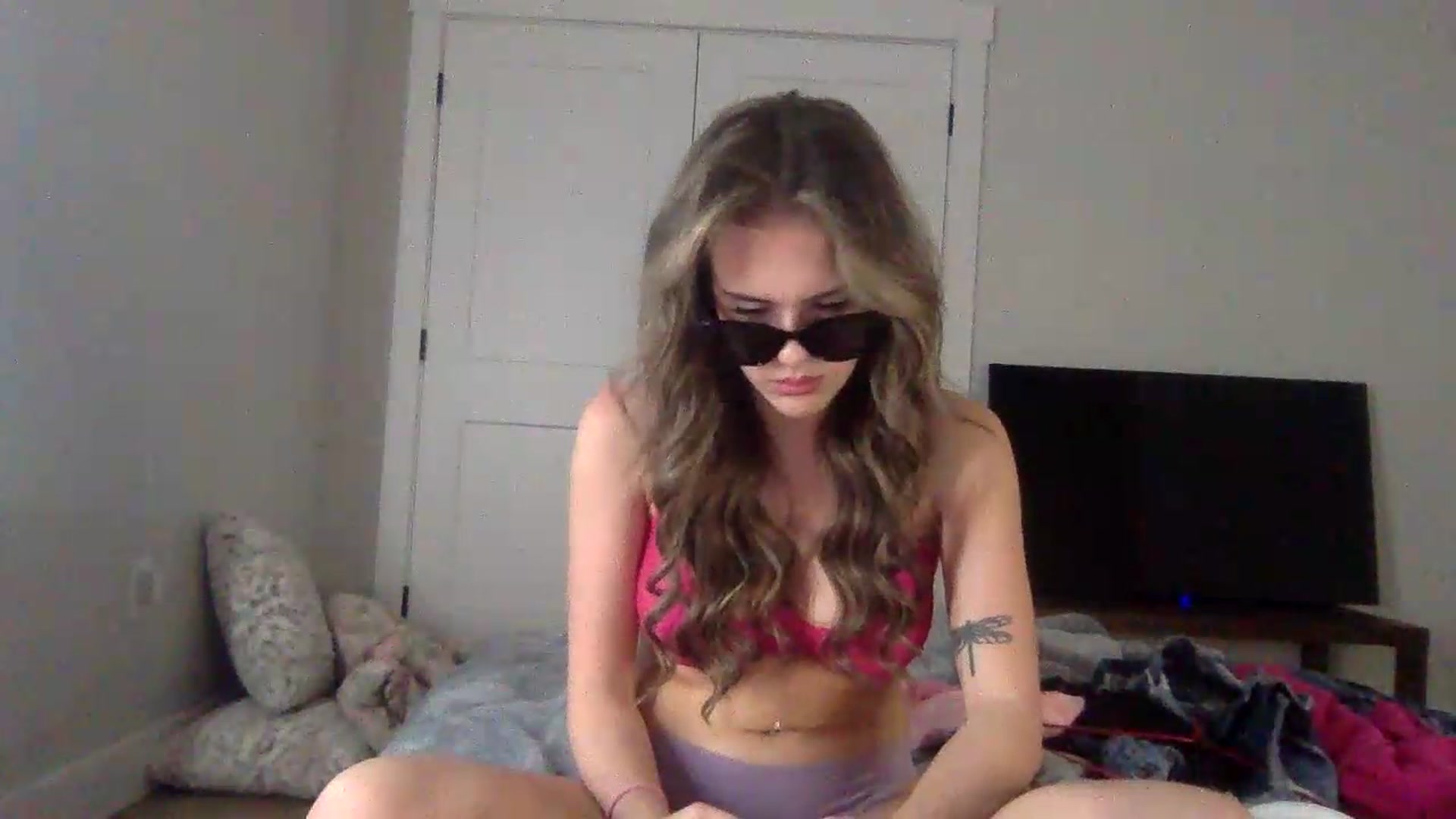 Gallery image thumbnail from Audreylane07's myfreecams stream on, 08/21/2026, 19:29 image 8 of 20