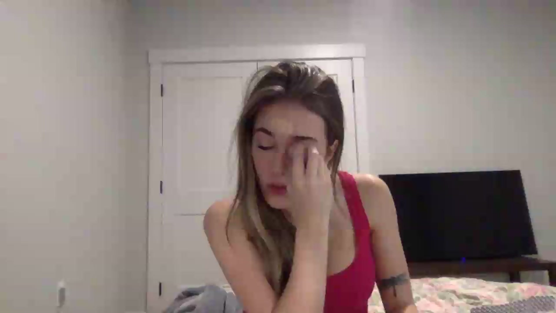 Gallery image thumbnail from Audreylane07's myfreecams stream on, 08/29/2026, 24:00 image 1 of 20