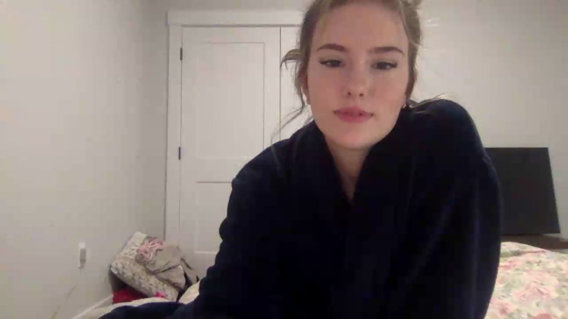 Gallery image thumbnail from Audreylane07's myfreecams stream on, 08/31/2026, 03:16 image 13 of 20