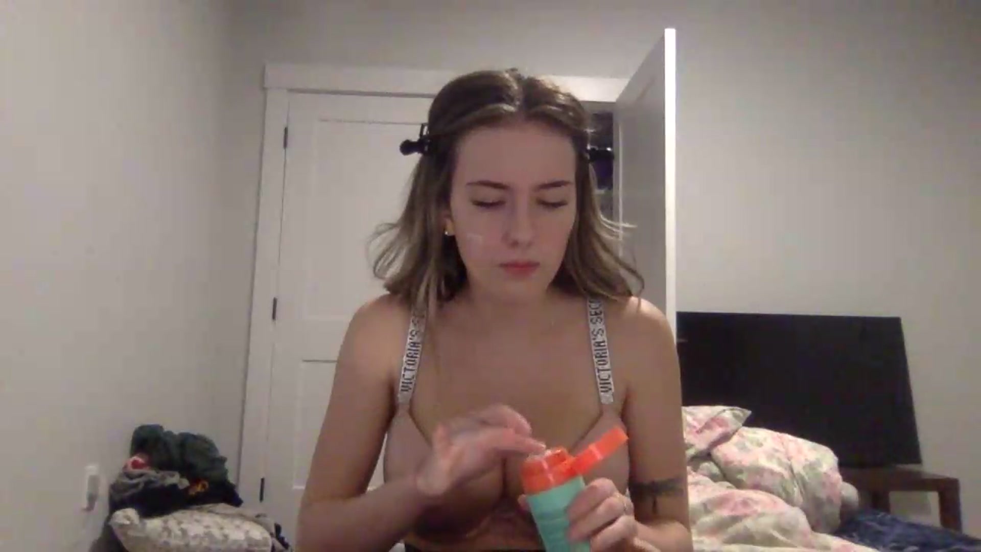 Gallery image thumbnail from Audreylane07's myfreecams stream on, 08/31/2026, 23:34 image 5 of 20