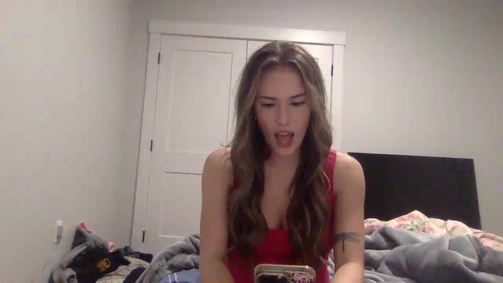 Gallery image thumbnail from Audreylane07's myfreecams stream on, 09/01/2026, 24:59 image 4 of 20