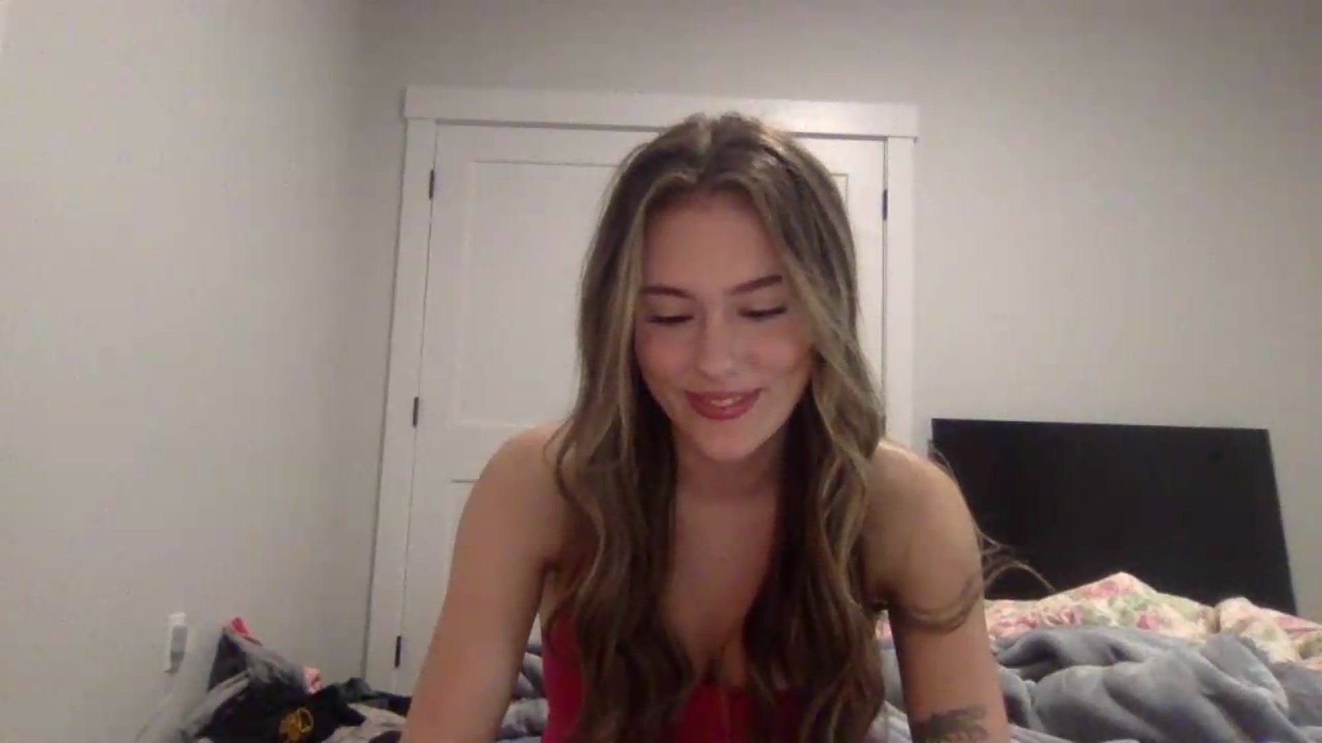 Gallery image thumbnail from Audreylane07's myfreecams stream on, 09/01/2026, 01:36 image 3 of 20