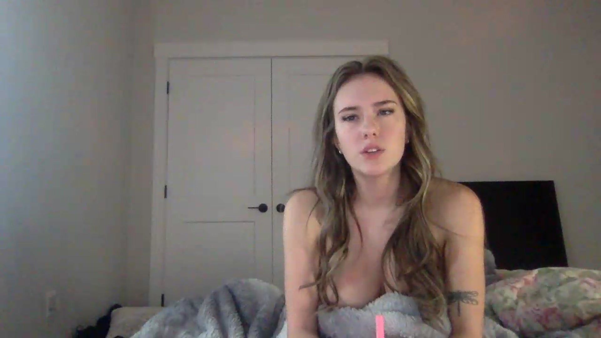 Gallery image thumbnail from Audreylane07's myfreecams stream on, 09/02/2026, 15:14 image 5 of 20
