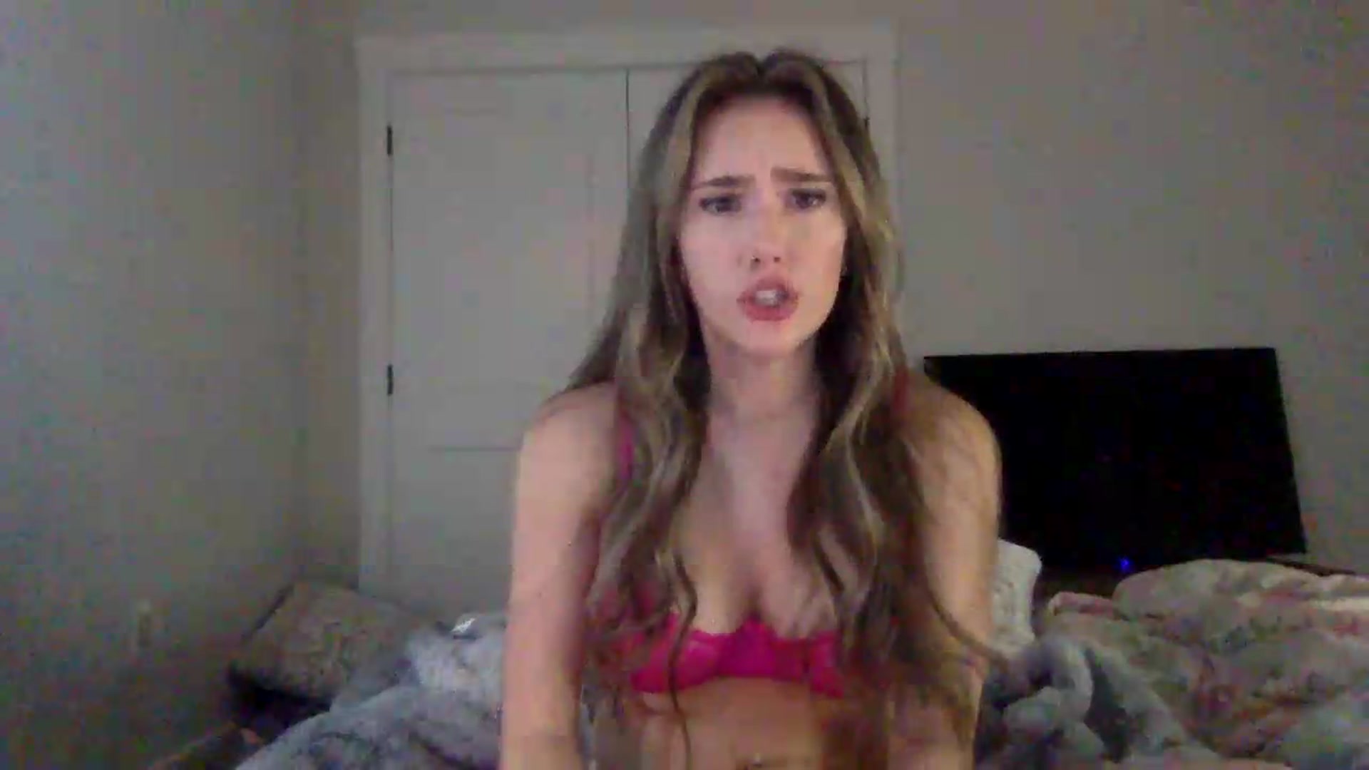 Gallery image thumbnail from Audreylane07's myfreecams stream on, 09/02/2026, 18:10 image 13 of 20