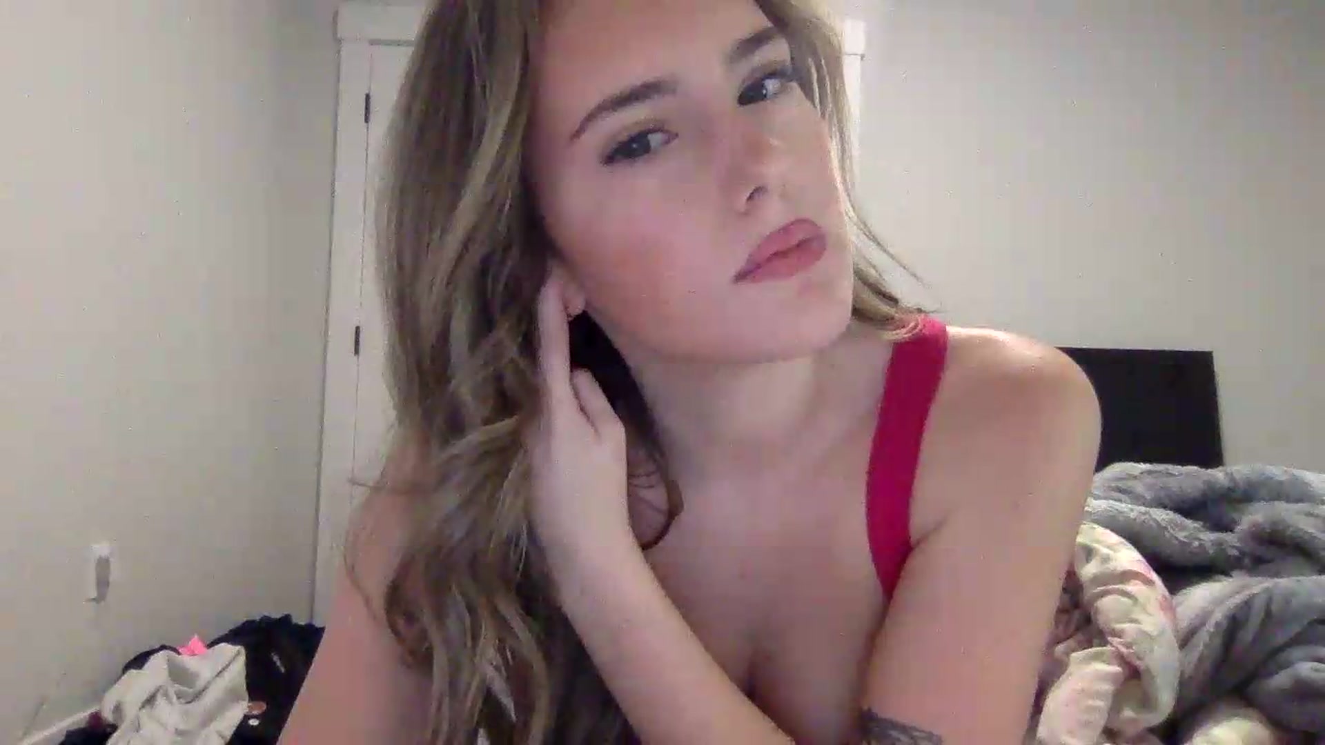 Gallery image thumbnail from Audreylane07's myfreecams stream on, 09/05/2026, 21:12 image 12 of 20