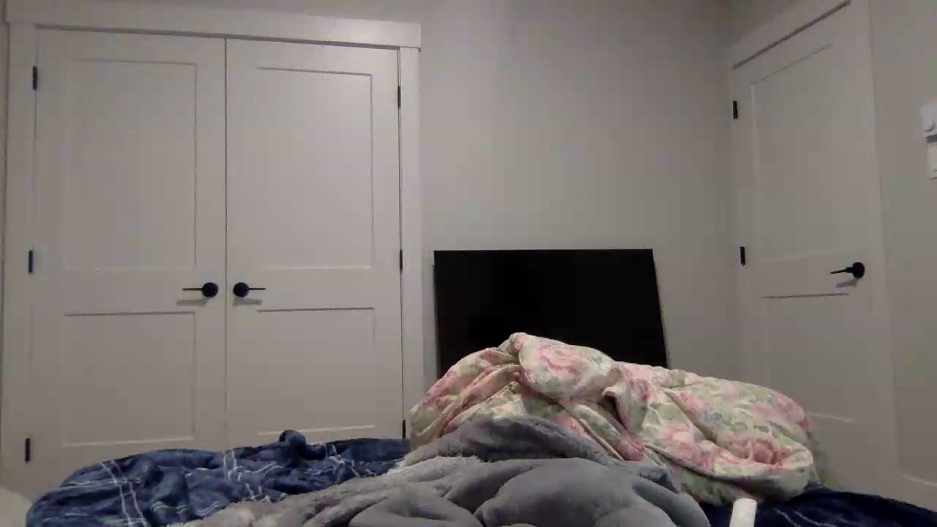 Gallery image thumbnail from Audreylane07's myfreecams stream on, 09/08/2026, 24:33 image 10 of 20