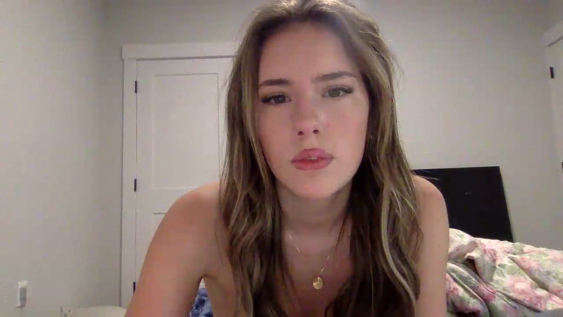 Gallery image thumbnail from Audreylane07's myfreecams stream on, 09/08/2026, 24:33 image 16 of 20