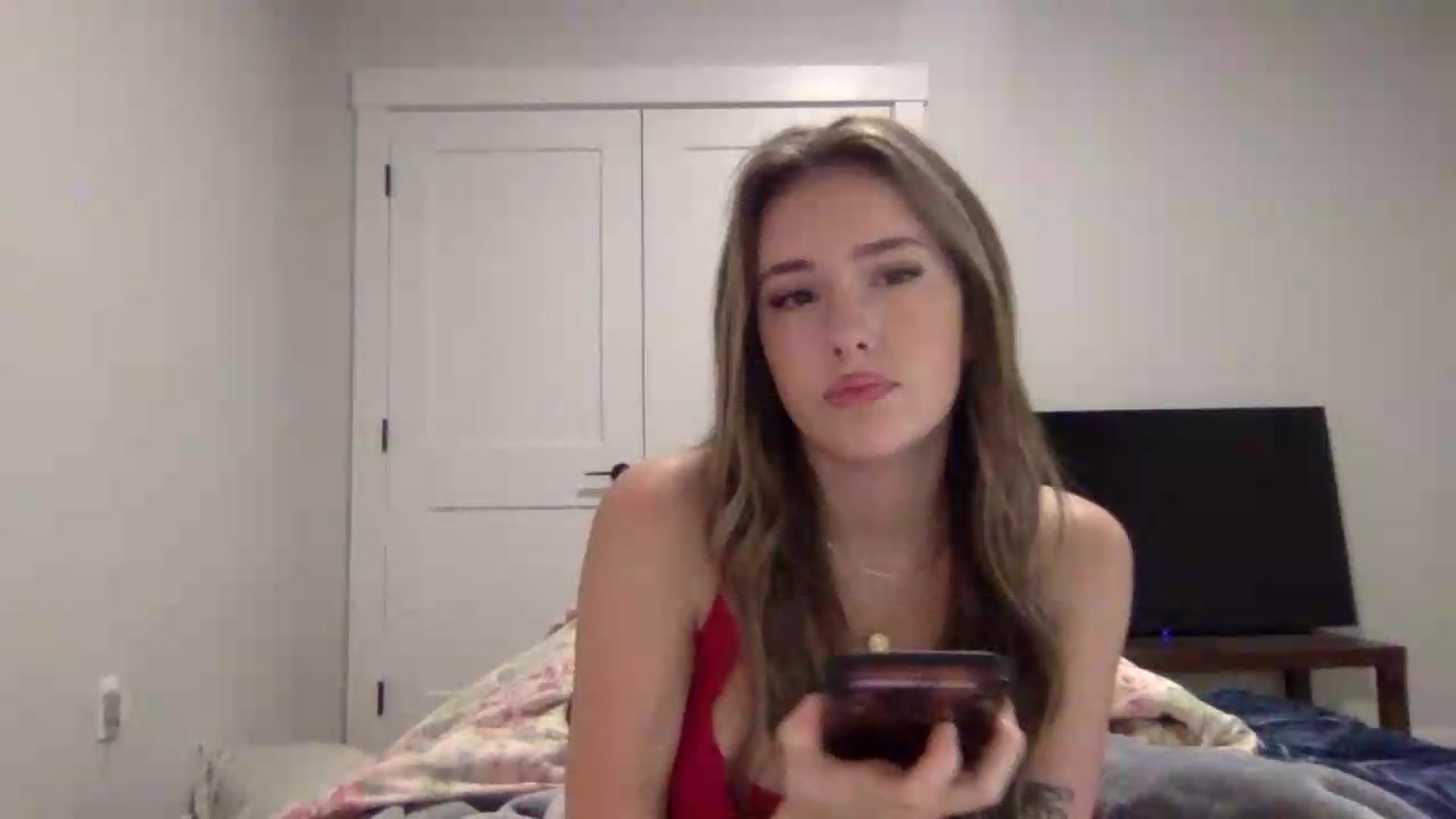 Gallery image thumbnail from Audreylane07's myfreecams stream on, 09/08/2026, 24:33 image 8 of 20