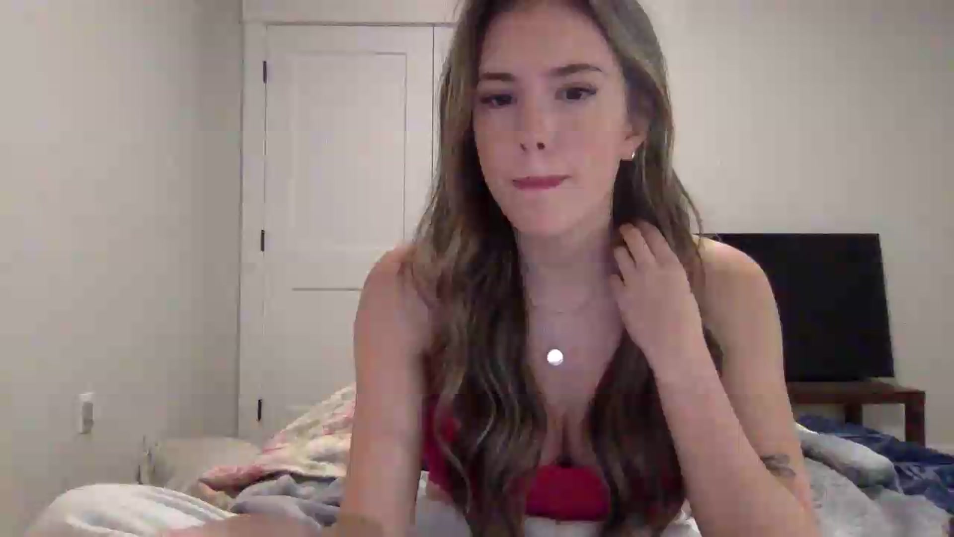 Gallery image thumbnail from Audreylane07's myfreecams stream on, 09/08/2026, 24:33 image 1 of 20