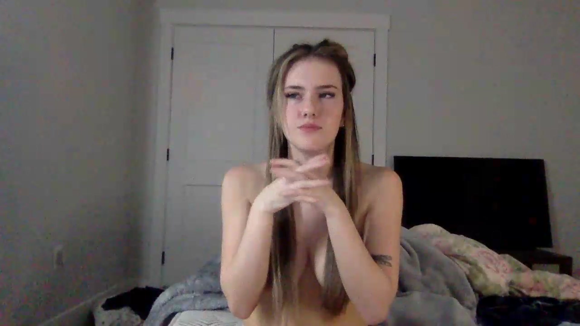 Gallery image thumbnail from Audreylane07's myfreecams stream on, 09/09/2026, 20:51 image 6 of 20