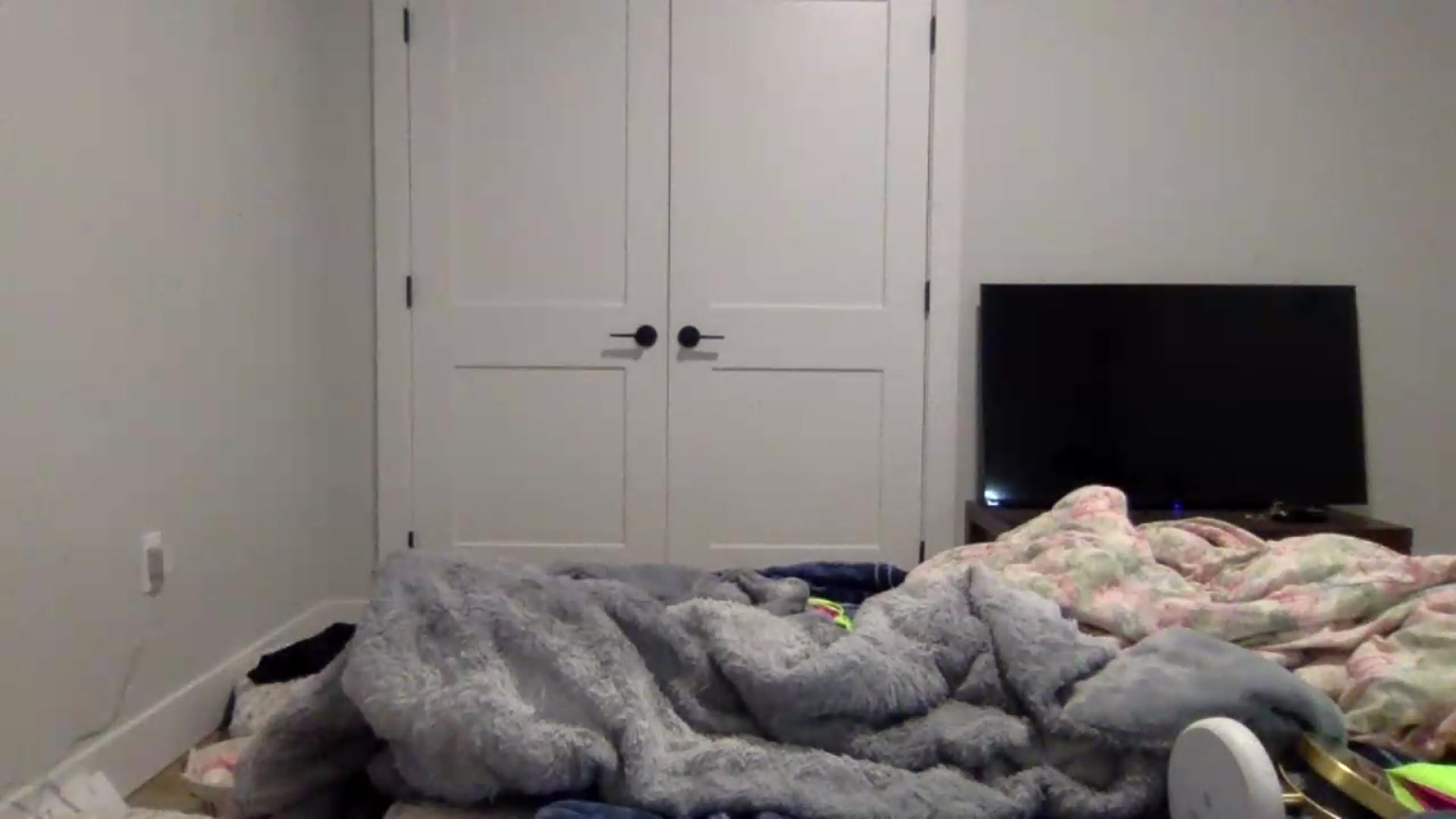 Gallery image thumbnail from Audreylane07's myfreecams stream on, 09/10/2026, 01:31 image 5 of 20