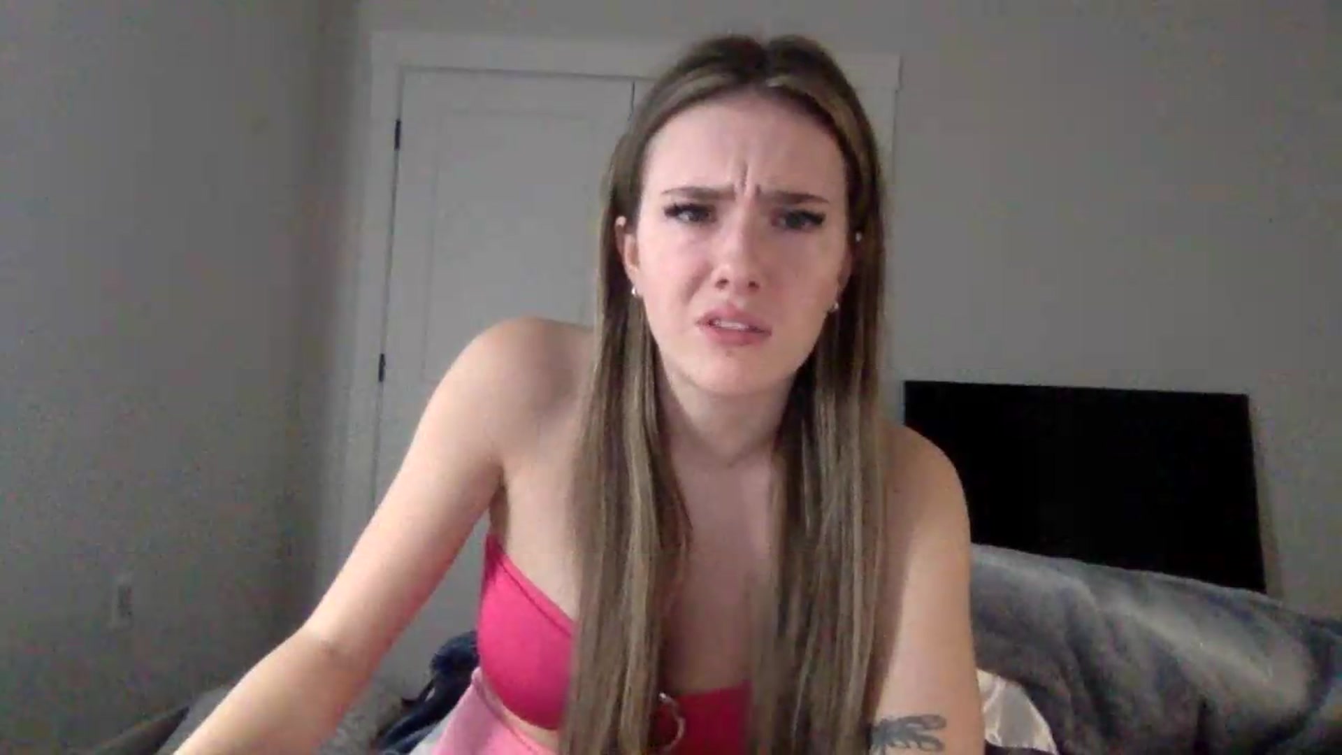 Gallery image thumbnail from Audreylane07's myfreecams stream on, 09/12/2026, 18:28 image 7 of 20