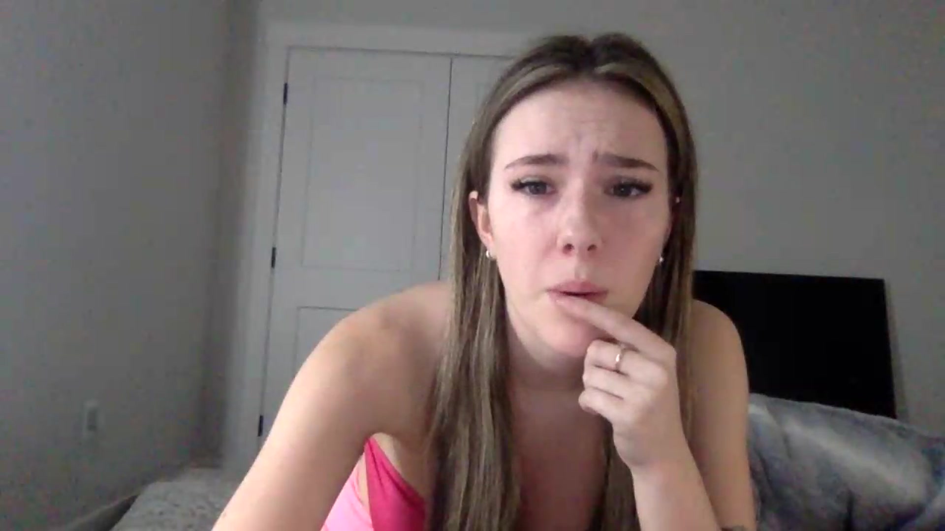 Gallery image thumbnail from Audreylane07's myfreecams stream on, 09/12/2026, 18:28 image 8 of 20