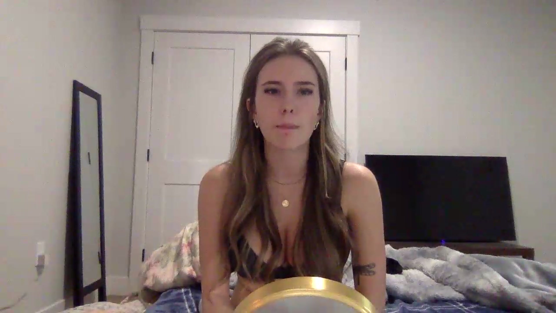 Gallery image thumbnail from Audreylane07's myfreecams stream on, 09/15/2026, 01:06 image 10 of 20