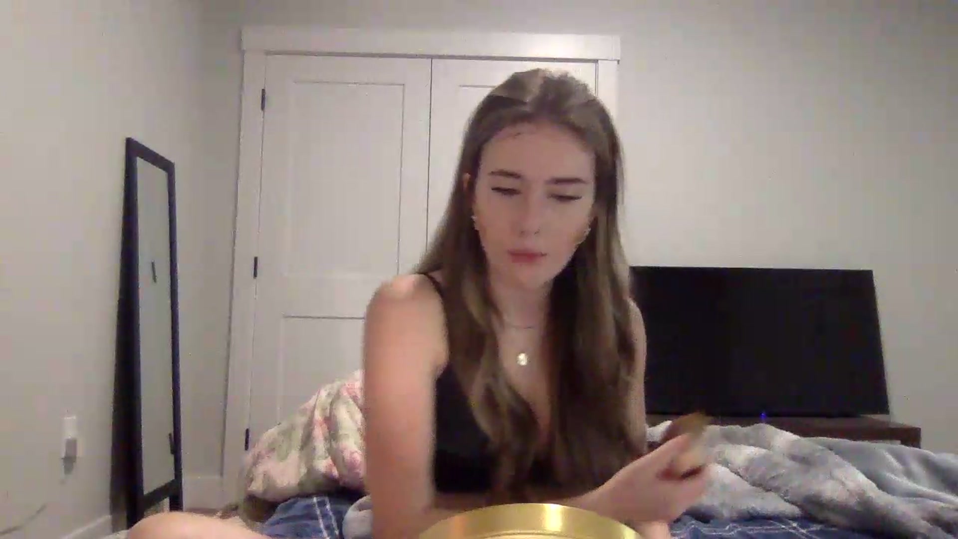 Gallery image thumbnail from Audreylane07's myfreecams stream on, 09/15/2026, 01:06 image 19 of 20