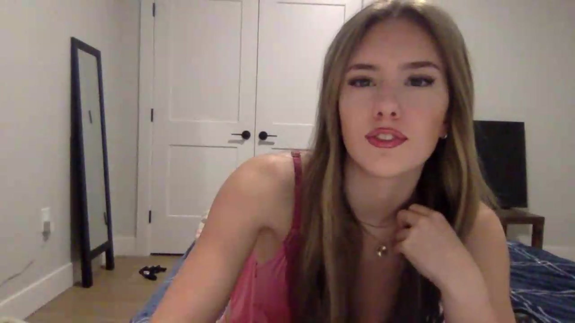 Gallery image thumbnail from Audreylane07's myfreecams stream on, 09/16/2026, 23:31 image 20 of 20