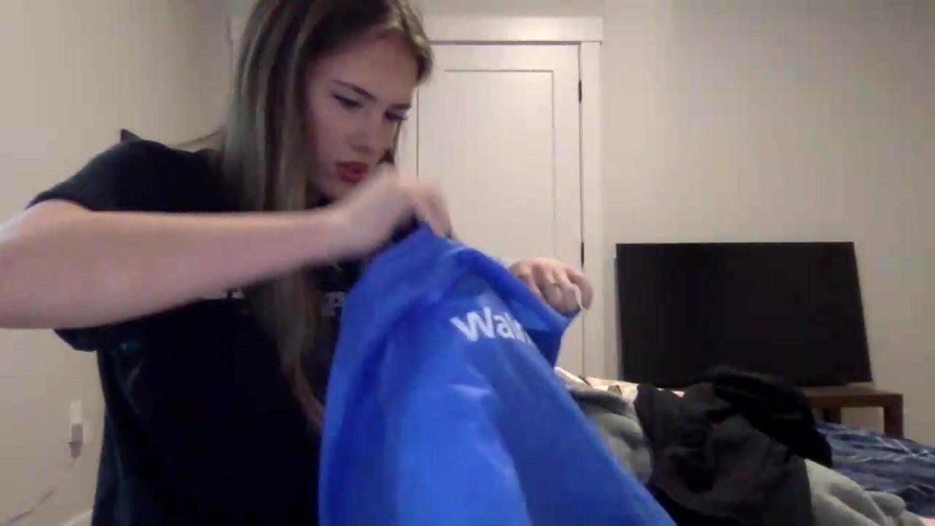 Gallery image thumbnail from Audreylane07's myfreecams stream on, 09/17/2026, 13:31 image 17 of 20