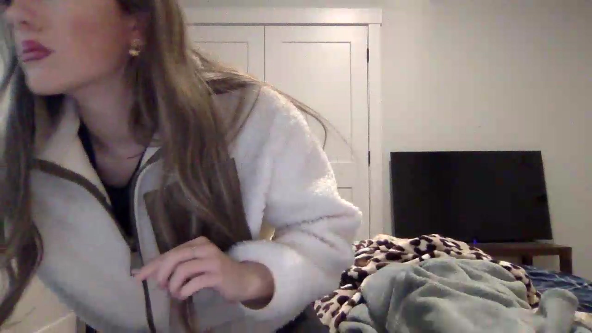 Gallery image thumbnail from Audreylane07's myfreecams stream on, 09/17/2026, 13:31 image 20 of 20