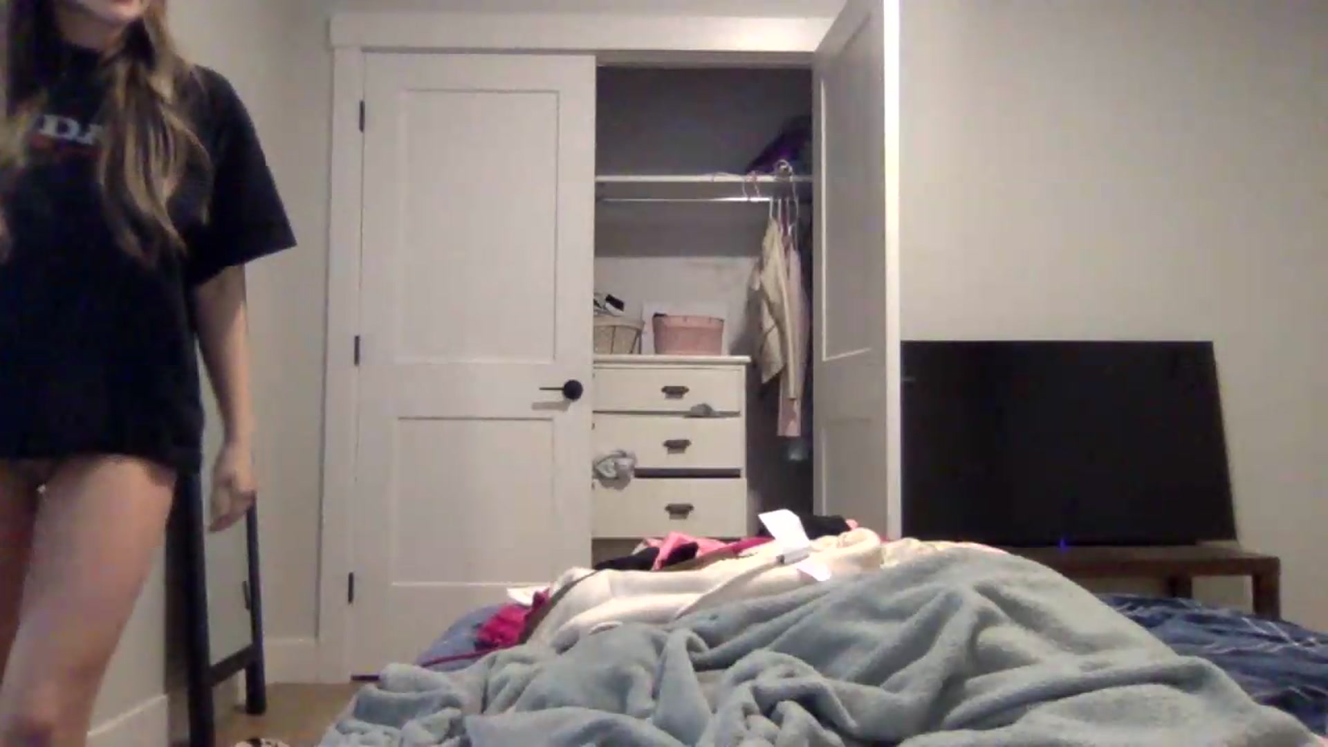 Gallery image thumbnail from Audreylane07's myfreecams stream on, 09/17/2026, 13:31 image 15 of 20