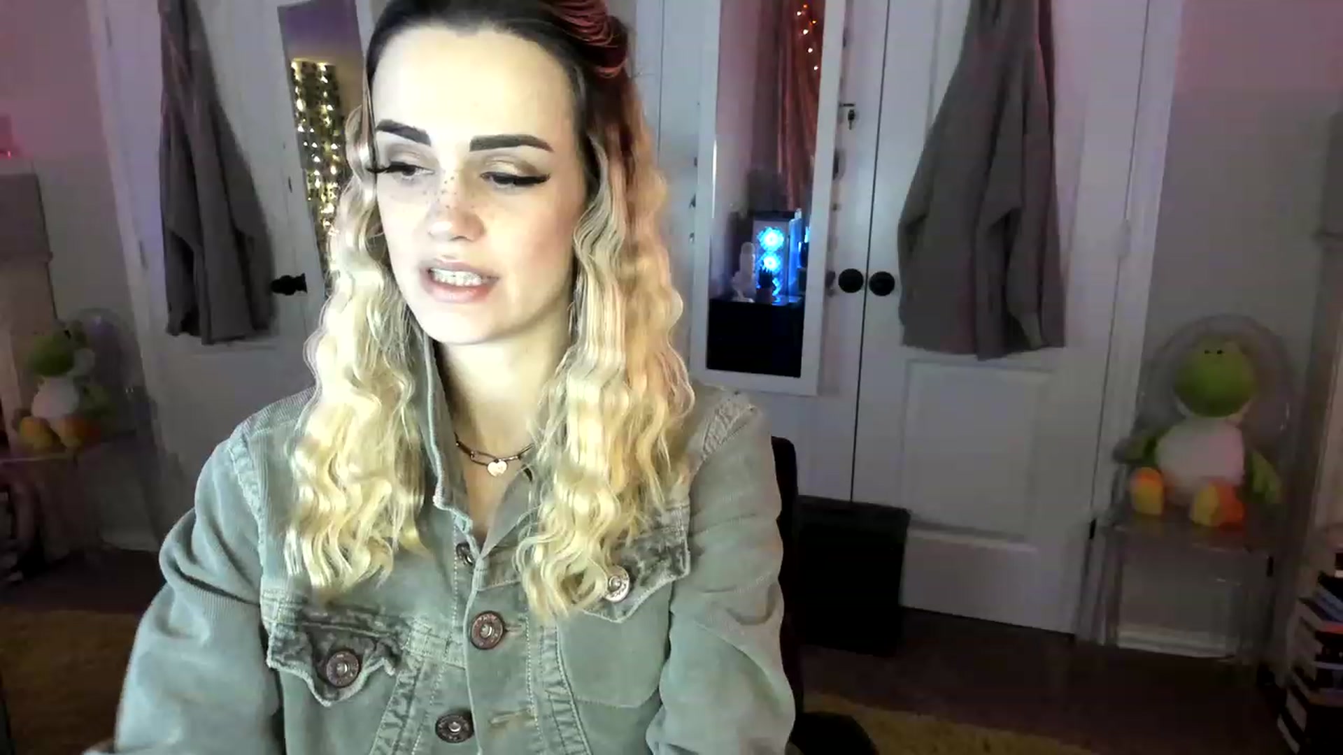Gallery image thumbnail from AudryLikes's myfreecams stream on, 12/06/2022, 24:00 image 2 of 20