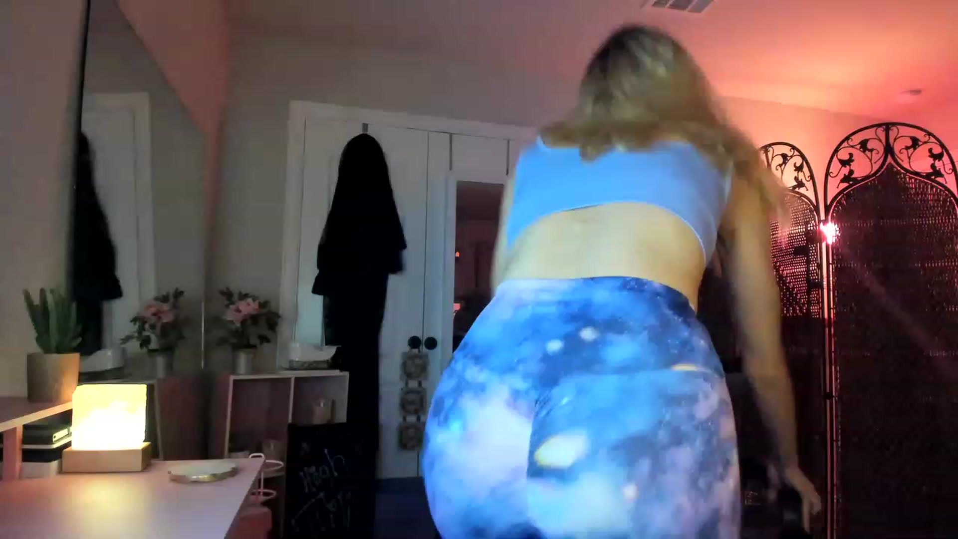 Gallery image thumbnail from AudryLikes's myfreecams stream on, 12/16/2022, 02:22 image 5 of 20