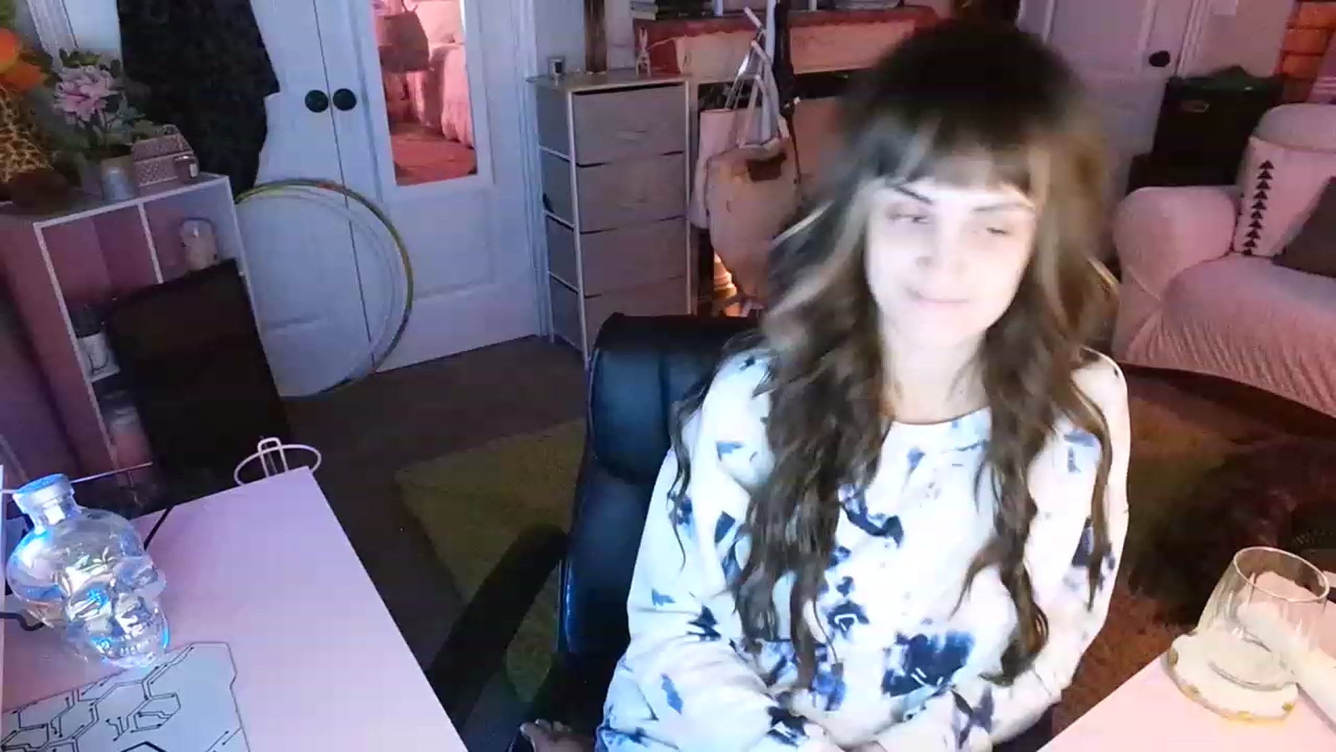 Gallery image thumbnail from AudryLikes's myfreecams stream on, 01/05/2023, 09:33 image 18 of 20