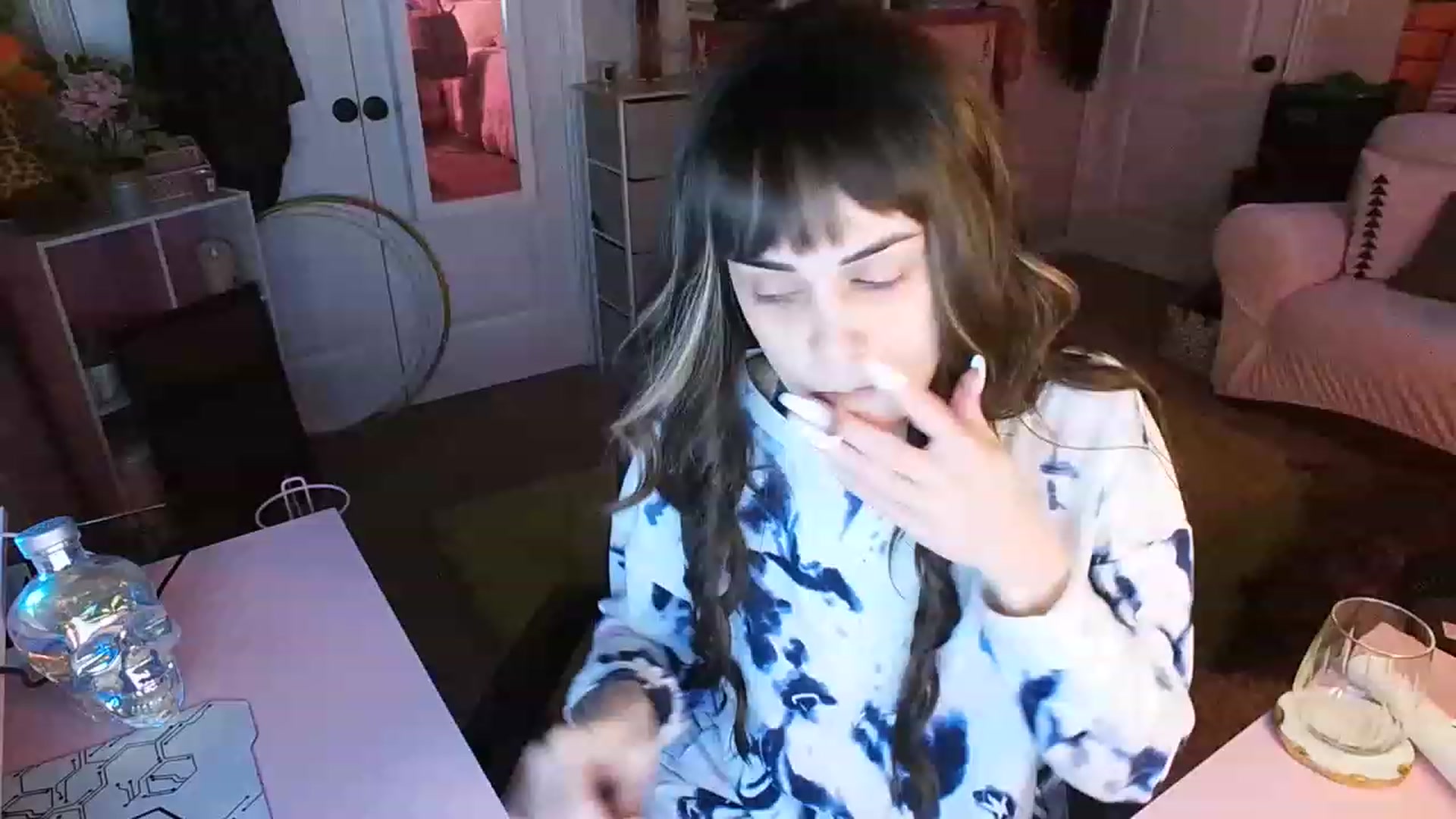 Gallery image thumbnail from AudryLikes's myfreecams stream on, 01/05/2023, 09:33 image 12 of 20