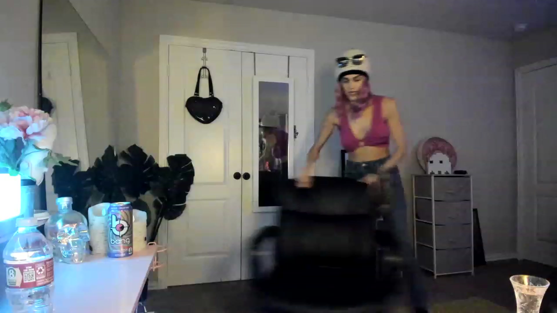 Gallery image thumbnail from AudryLikes's myfreecams stream on, 01/21/2023, 05:31 image 3 of 20