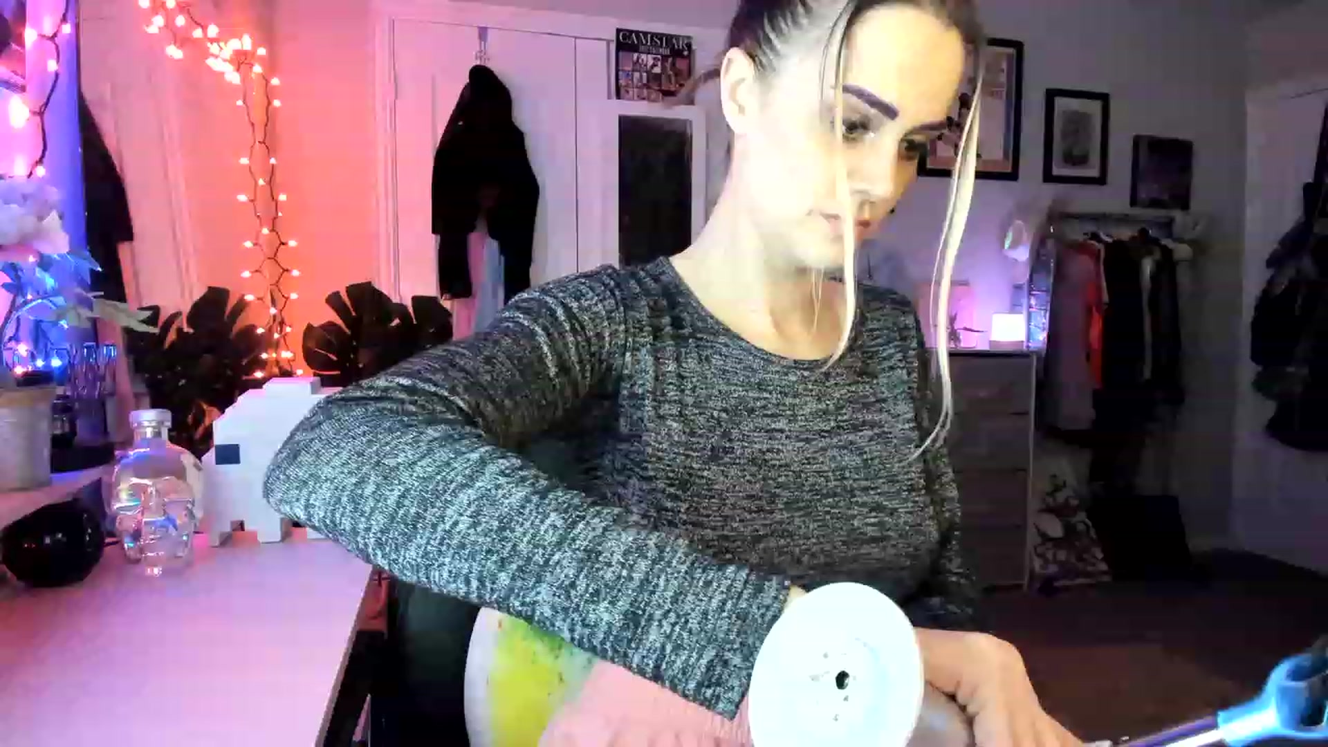 Gallery image thumbnail from AudryLikes's myfreecams stream on, 01/30/2023, 06:16 image 4 of 20