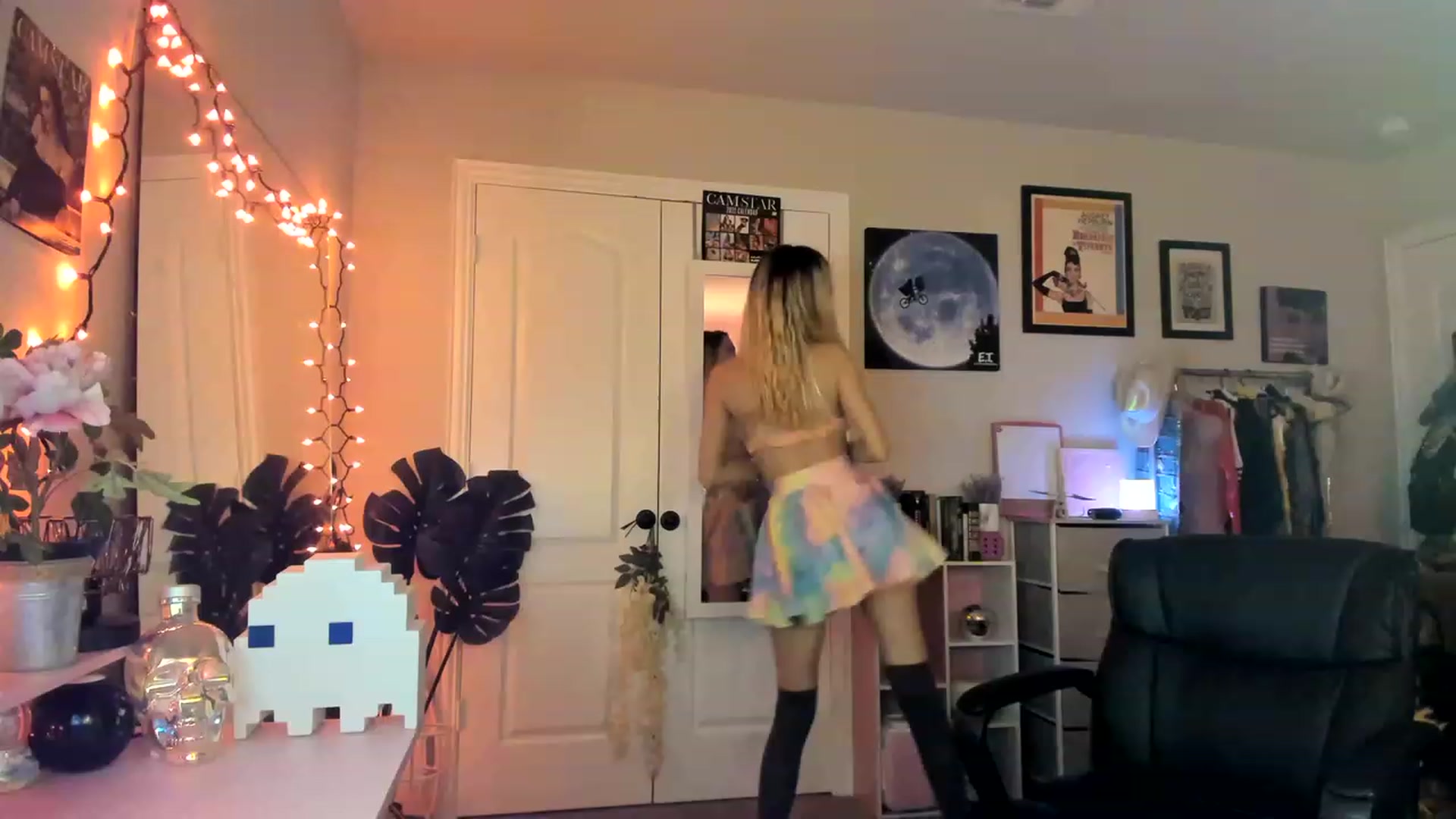 Gallery image thumbnail from AudryLikes's myfreecams stream on, 01/31/2023, 22:18 image 9 of 20