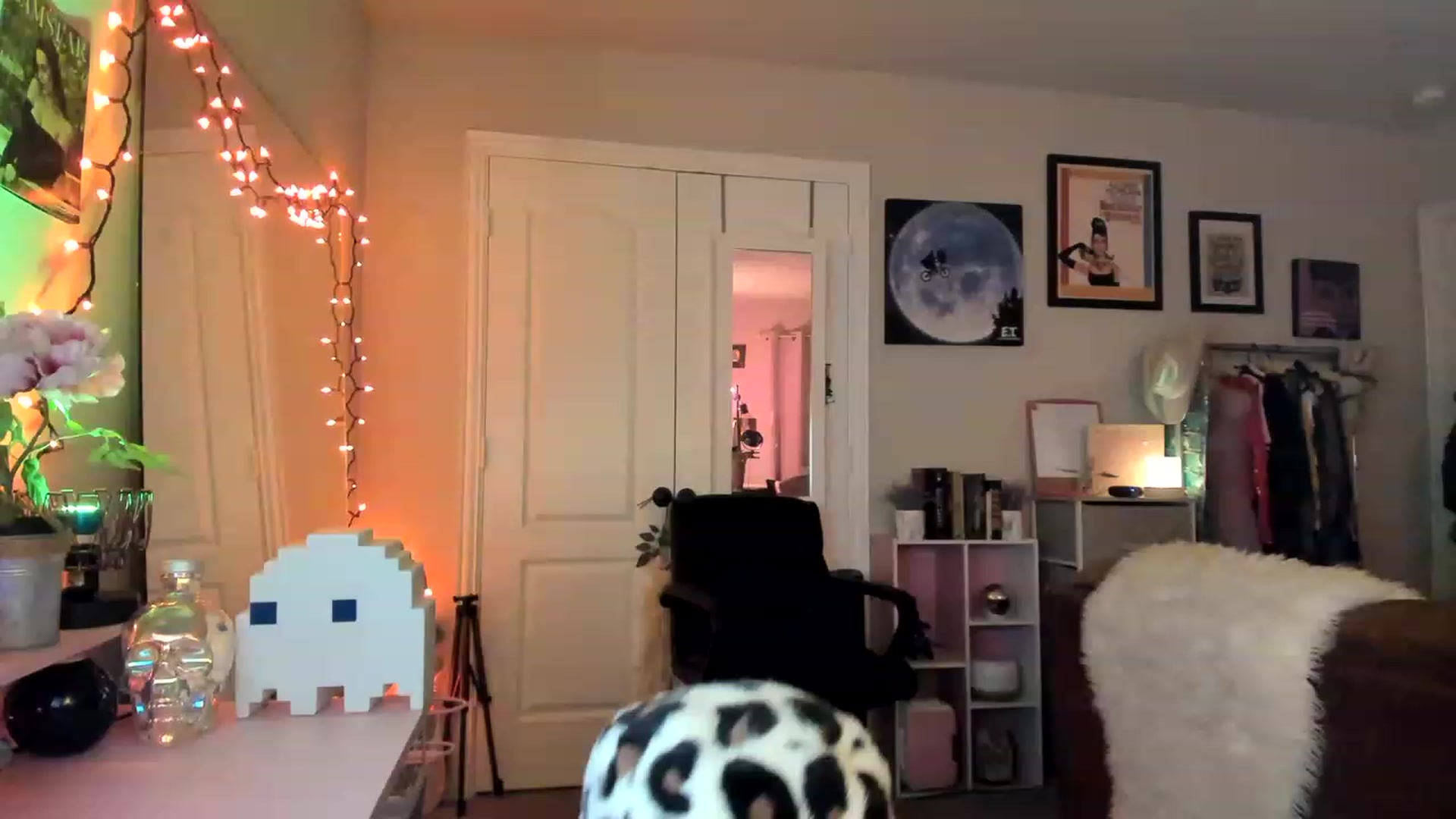Gallery image thumbnail from AudryLikes's myfreecams stream on, 02/01/2023, 01:13 image 14 of 20