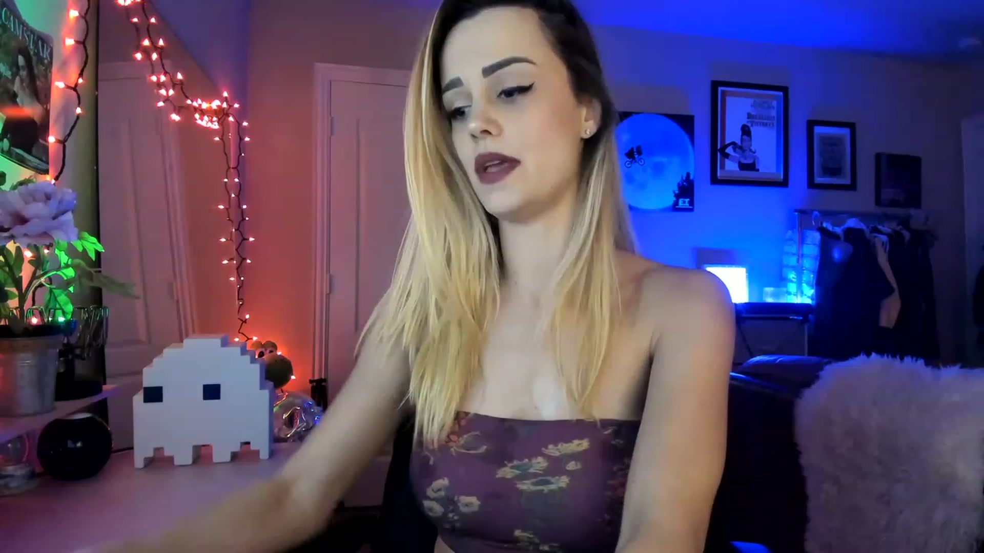 Gallery image thumbnail from AudryLikes's myfreecams stream on, 02/02/2023, 03:49 image 14 of 20