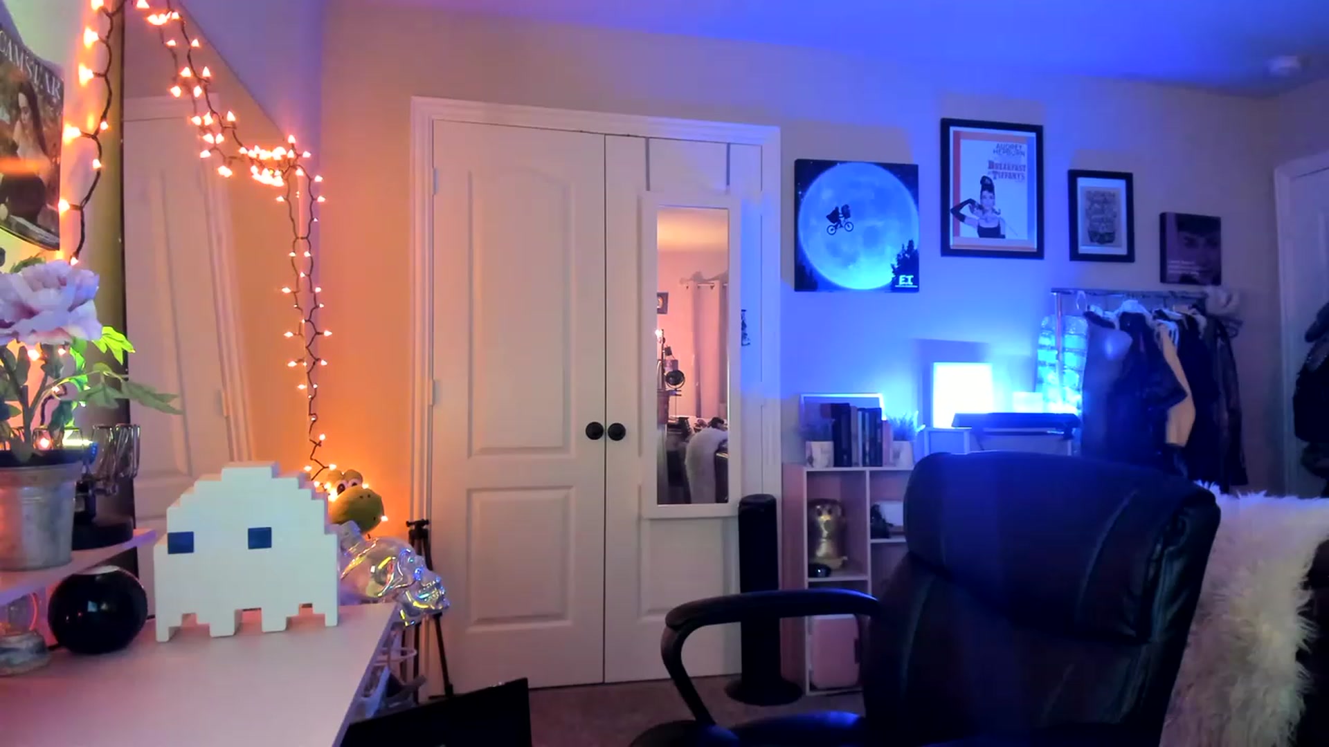 Gallery image thumbnail from AudryLikes's myfreecams stream on, 02/02/2023, 03:49 image 2 of 20