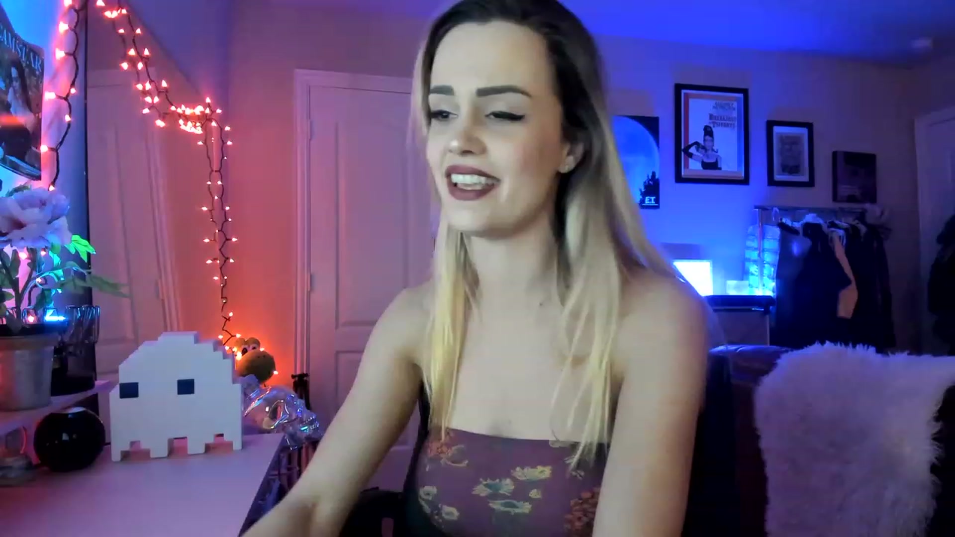 Gallery image thumbnail from AudryLikes's myfreecams stream on, 02/02/2023, 03:49 image 6 of 20