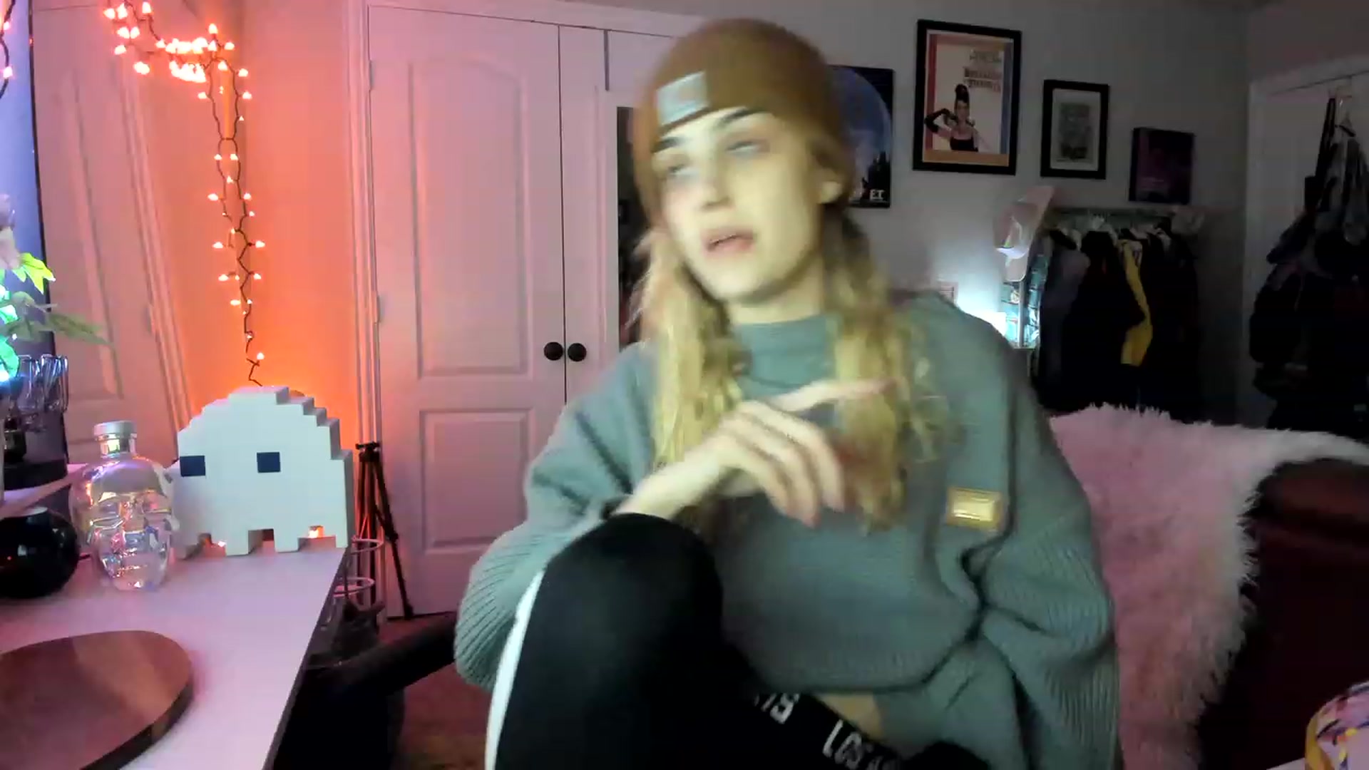Gallery image thumbnail from AudryLikes's myfreecams stream on, 02/02/2023, 12:02 image 5 of 20