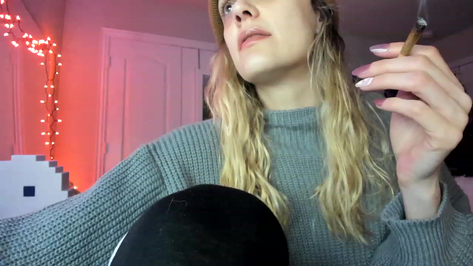 Gallery image thumbnail from AudryLikes's myfreecams stream on, 02/02/2023, 12:02 image 18 of 20