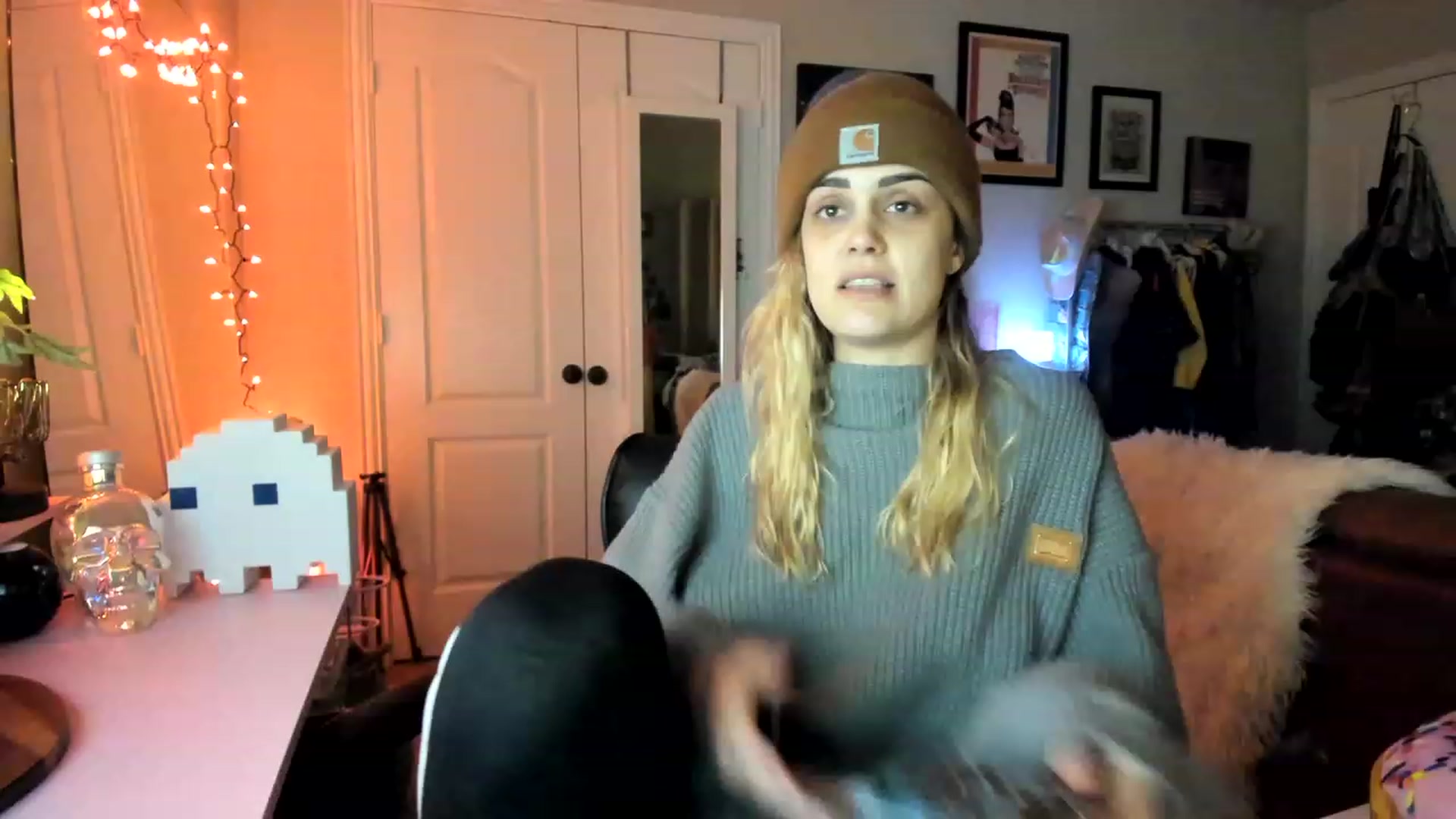 Gallery image thumbnail from AudryLikes's myfreecams stream on, 02/02/2023, 12:02 image 12 of 20