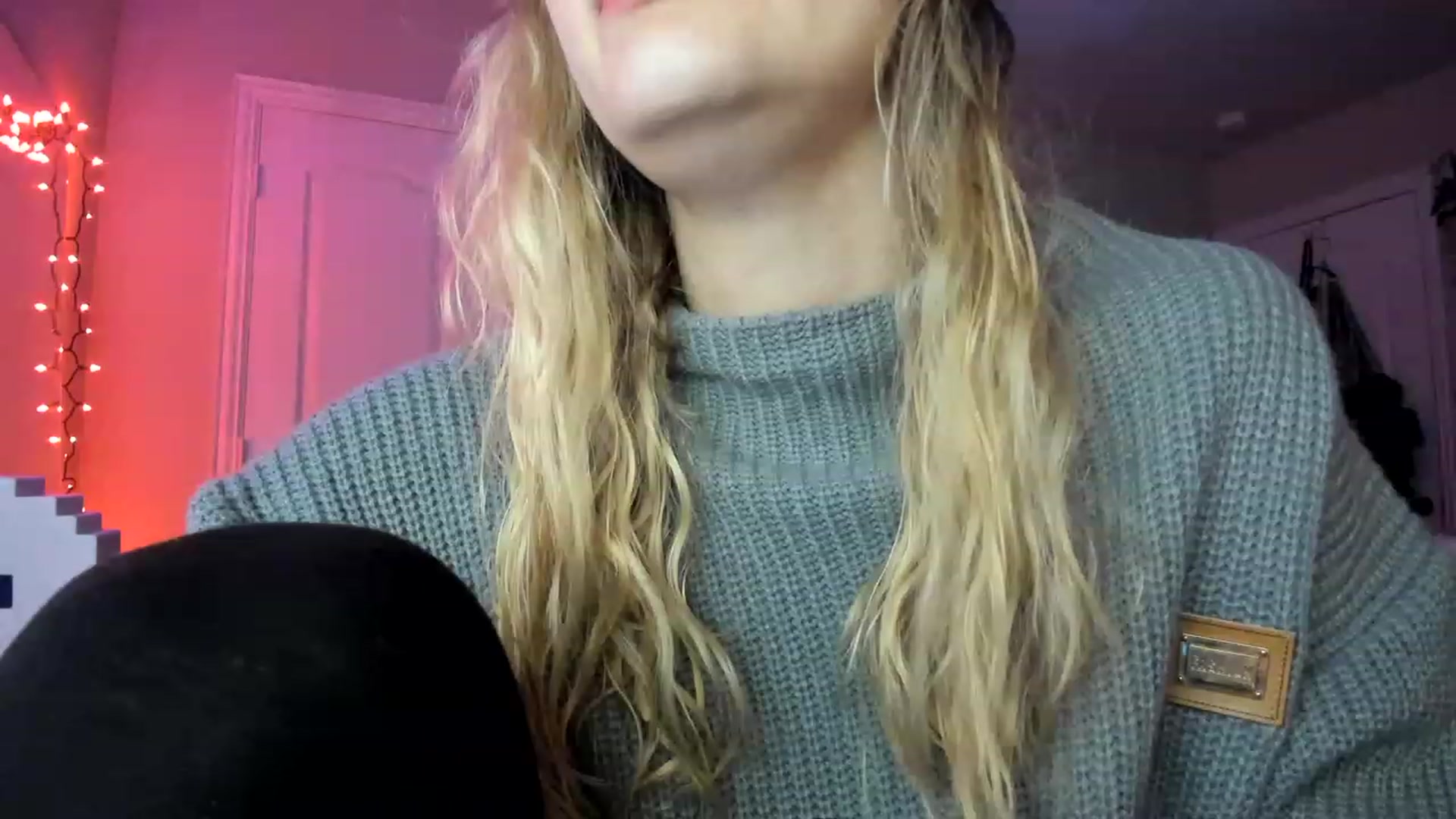 Gallery image thumbnail from AudryLikes's myfreecams stream on, 02/02/2023, 12:02 image 19 of 20