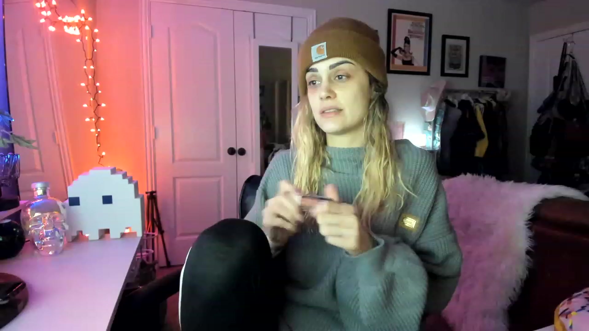 Gallery image thumbnail from AudryLikes's myfreecams stream on, 02/02/2023, 12:02 image 15 of 20