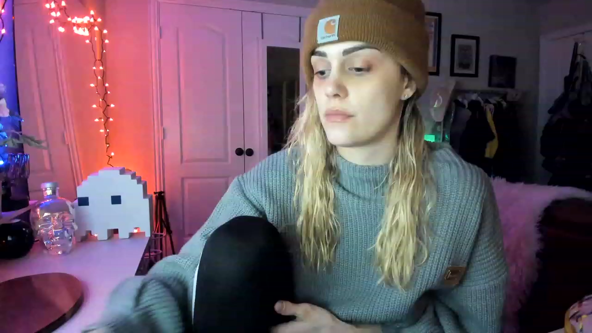 Gallery image thumbnail from AudryLikes's myfreecams stream on, 02/02/2023, 12:02 image 6 of 20