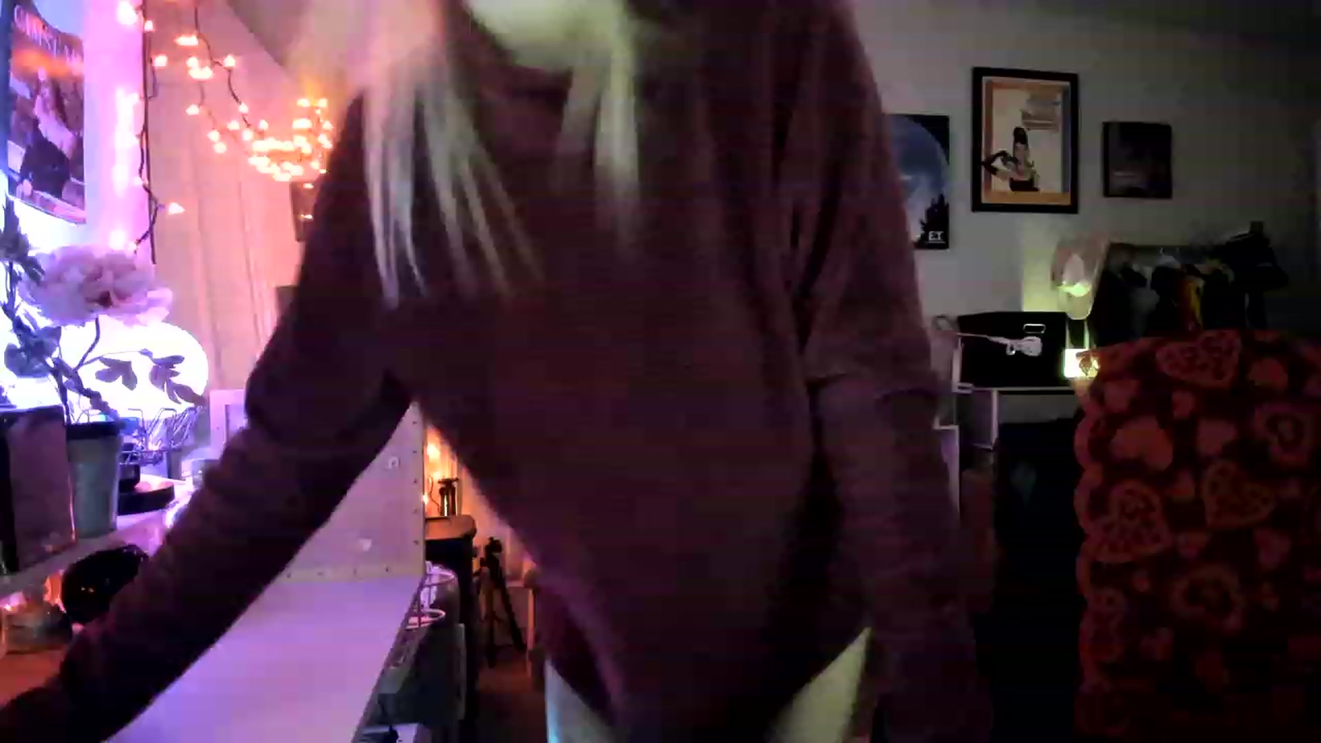 Gallery image thumbnail from AudryLikes's myfreecams stream on, 02/03/2023, 02:56 image 14 of 20
