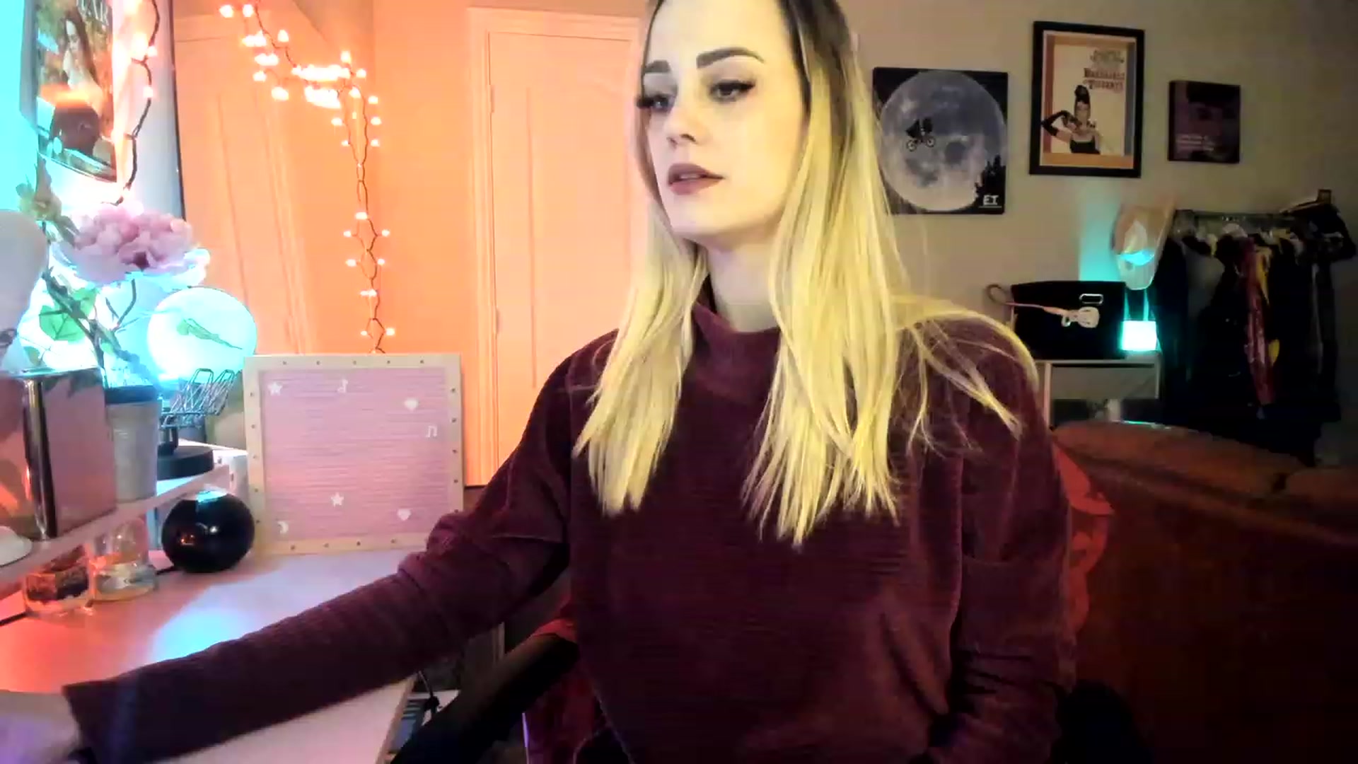 Gallery image thumbnail from AudryLikes's myfreecams stream on, 02/03/2023, 02:56 image 1 of 20