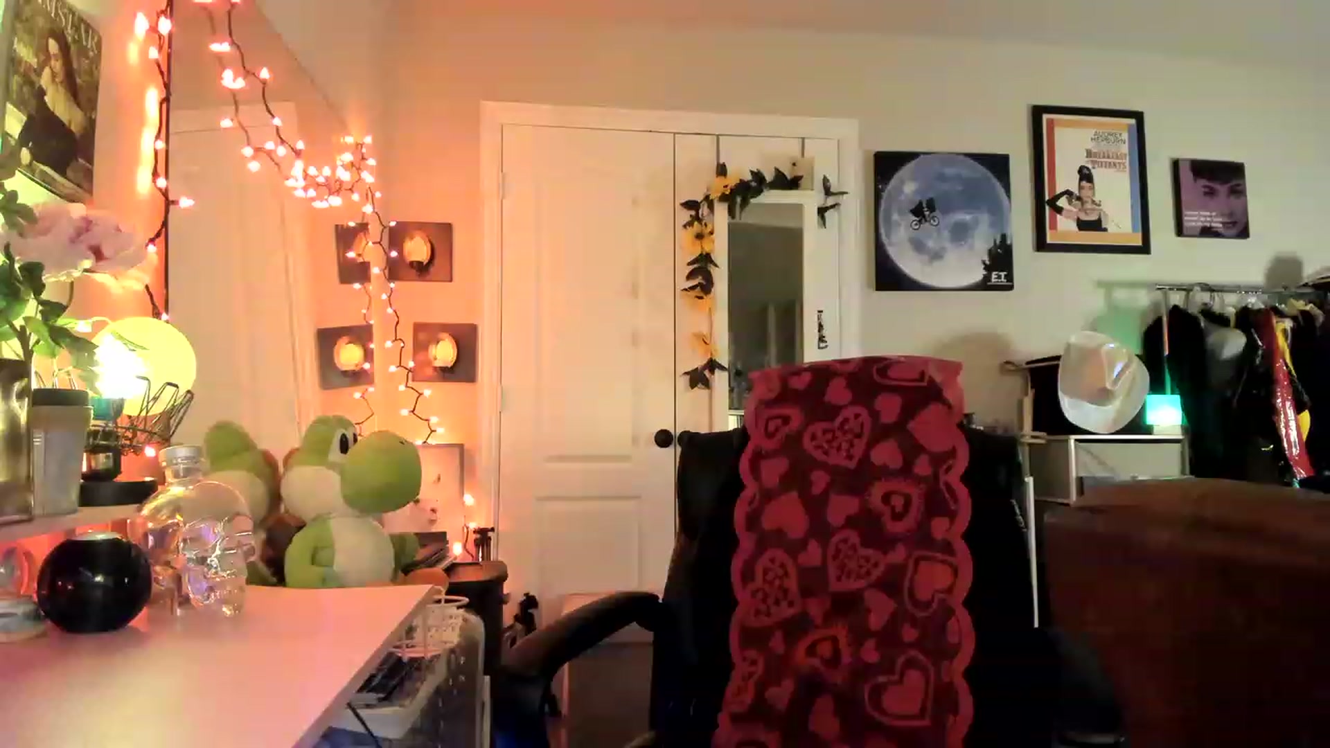Gallery image thumbnail from AudryLikes's myfreecams stream on, 02/03/2023, 04:21 image 16 of 20