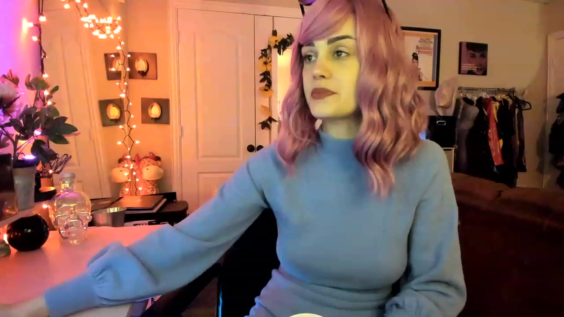 Gallery image thumbnail from AudryLikes's myfreecams stream on, 02/04/2023, 07:45 image 8 of 20