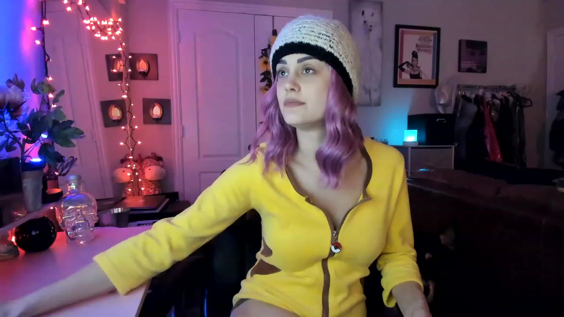 Gallery image thumbnail from AudryLikes's myfreecams stream on, 02/04/2023, 08:46 image 20 of 20