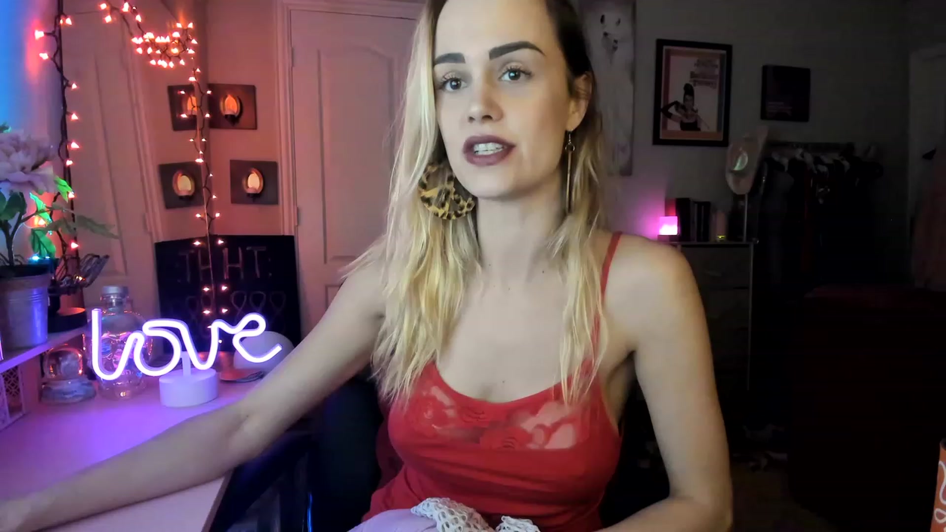 Gallery image thumbnail from AudryLikes's myfreecams stream on, 02/09/2023, 06:05 image 16 of 20