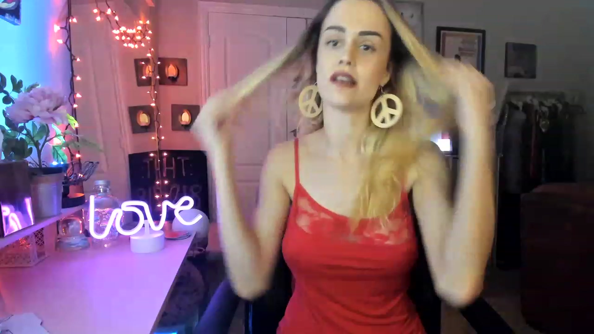 Gallery image thumbnail from AudryLikes's myfreecams stream on, 02/09/2023, 06:05 image 8 of 20